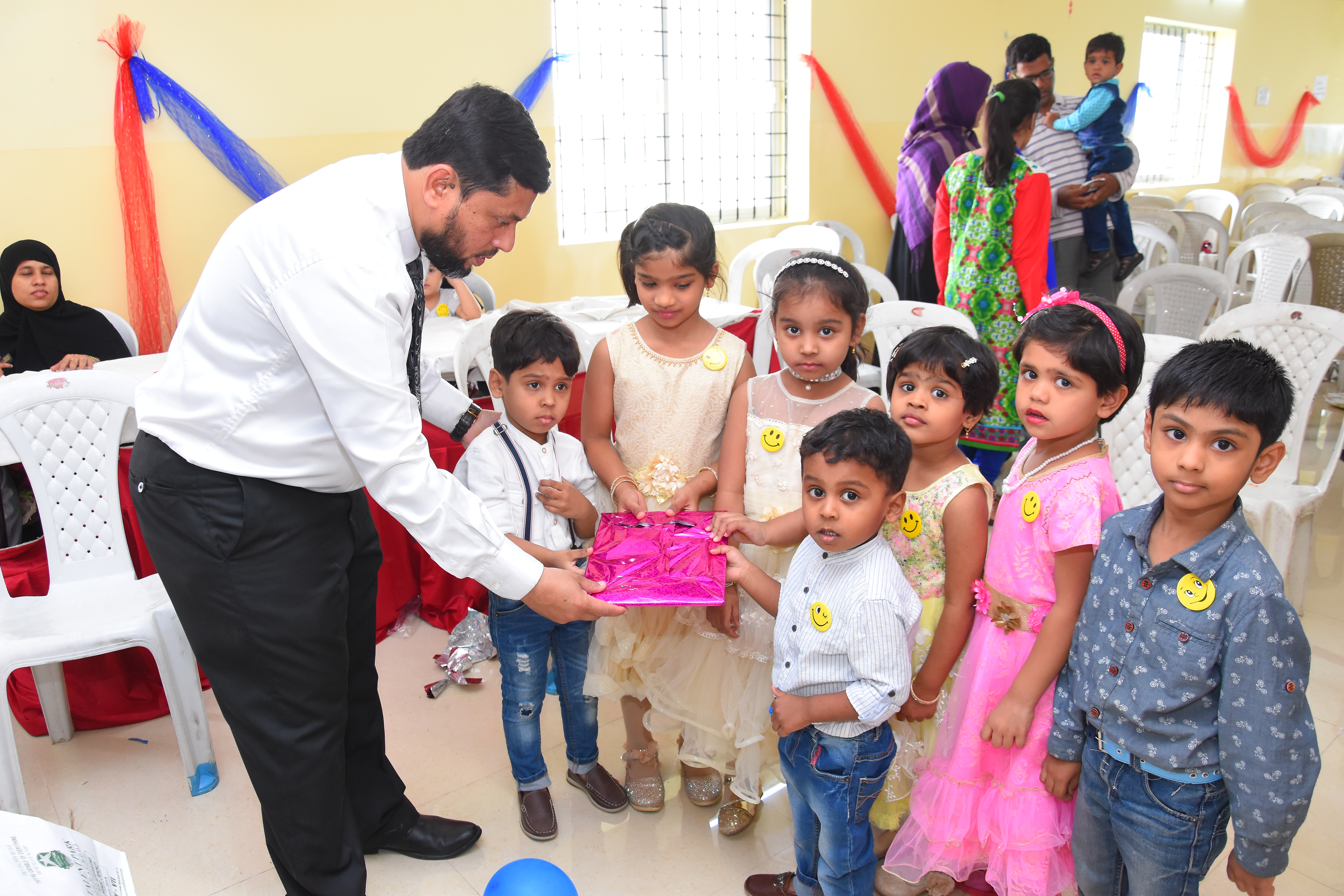 Students on educational field trip